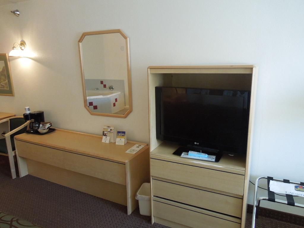 Inn At Lander, Travelodge By Wyndham מראה חיצוני תמונה
